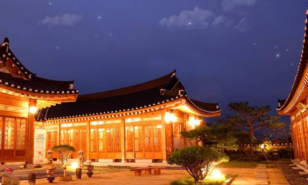 Hwangnamguan Hanok Village Gyeongju Exterior foto